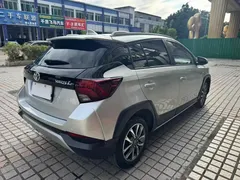2022 Toyota Yaris L Zhixuan X 1.5L CVT Luxury Plus — фото 16