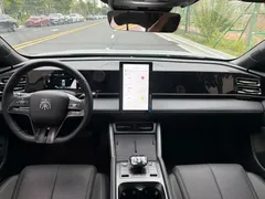 2024 BYD Qin L PHEV 80km Leading — фото 7