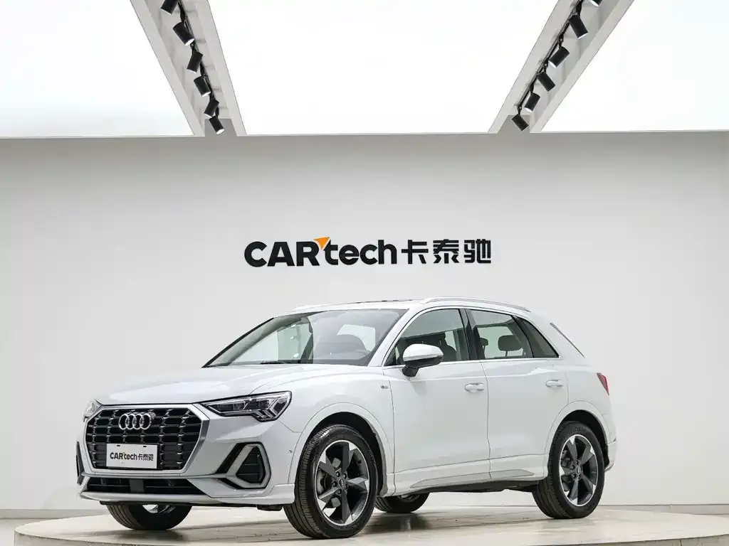 2021 Audi Q3 35 TFSI Fashion Sport