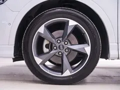 2021 Audi Q3 35 TFSI Fashion Sport, белый — фото 11