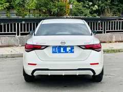 2021 Nissan Sylphy 1.6L XL CVT, белый — фото 5