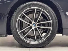 2022 BMW 5 Series 530Li M Sport Package, чёрный — фото 33