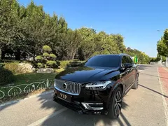 2021 Volvo XC90 B5 Luxury 7-seat, чёрный — фото 2