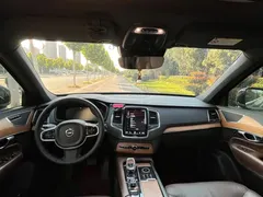 2021 Volvo XC90 B5 Luxury 7-seat, чёрный — фото 8