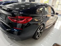 2022 BMW 6 Series GT 630i M Sport Package, чёрный — фото 4