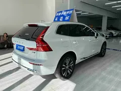 2024 Volvo XC60 4WD Luxury, белый — фото 6