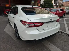 2021 Toyota Camry 2.5G Luxury, белый — фото 7