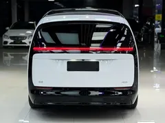 2024 Li Auto MEGA Ultra, белый — фото 15