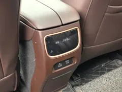 2023 Exeed VX 400T 4WD Premium 6-seat — фото 10