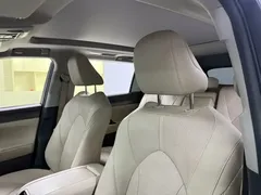 2022 Toyota Highlander 2.5L Hybrid 4WD Ultimate 7-seat, чёрный — фото 11