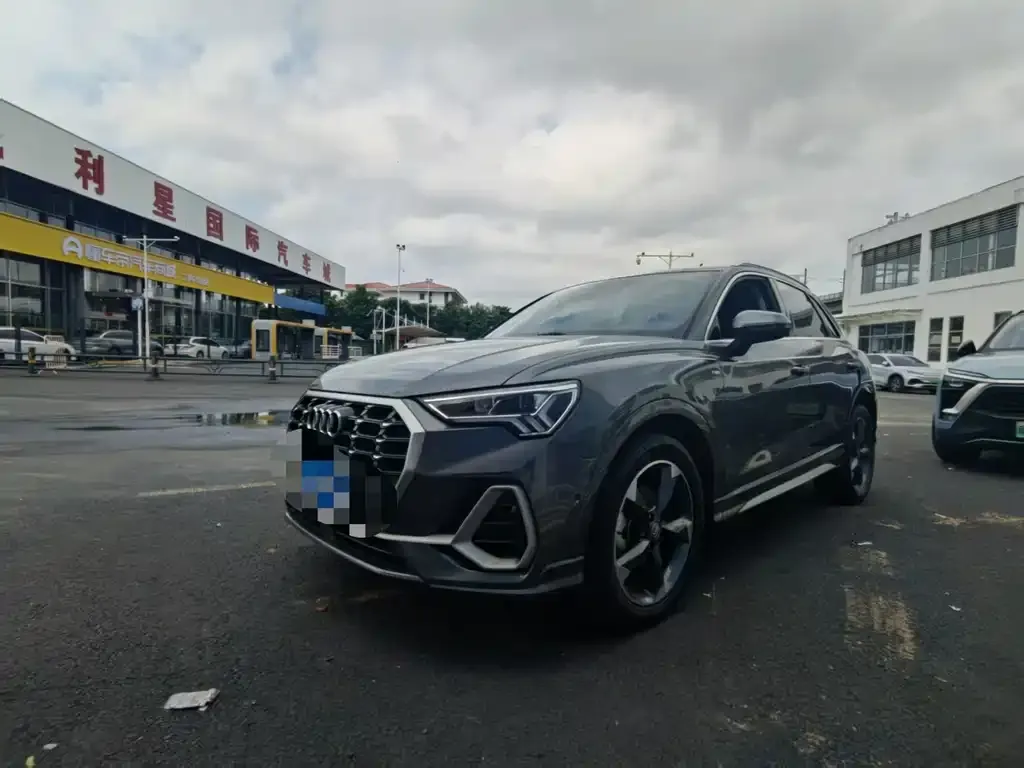 2021 Audi Q3 35 TFSI Fashion Sport