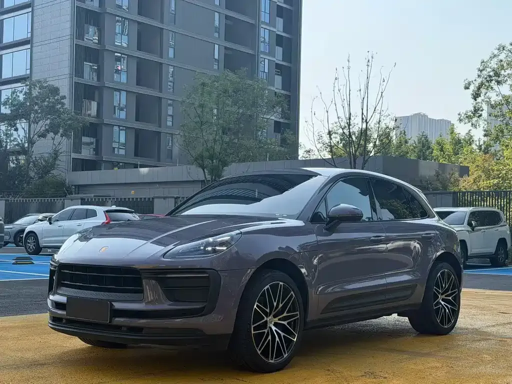 2022 Porsche Macan 2.0T