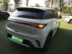 2025 BYD Dolphin EV 420km Active — фото 7
