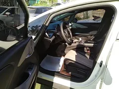 2025 BYD Dolphin EV 420km Active — фото 15