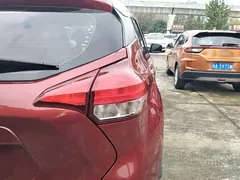 2021 Nissan Kicks 1.5L XV CVT Luxury — фото 8