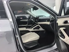 2025 BYD Yuan UP Smart Driving 401km Vitality — фото 19