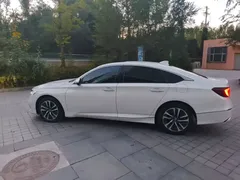 2022 Honda Accord 2.0L Hybrid, белый — фото 4