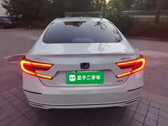 2022 Honda Accord 2.0L Hybrid, белый — фото 6