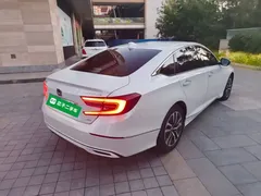 2022 Honda Accord 2.0L Hybrid, белый — фото 7