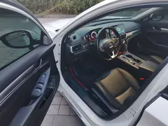 2022 Honda Accord 2.0L Hybrid, белый — фото 18