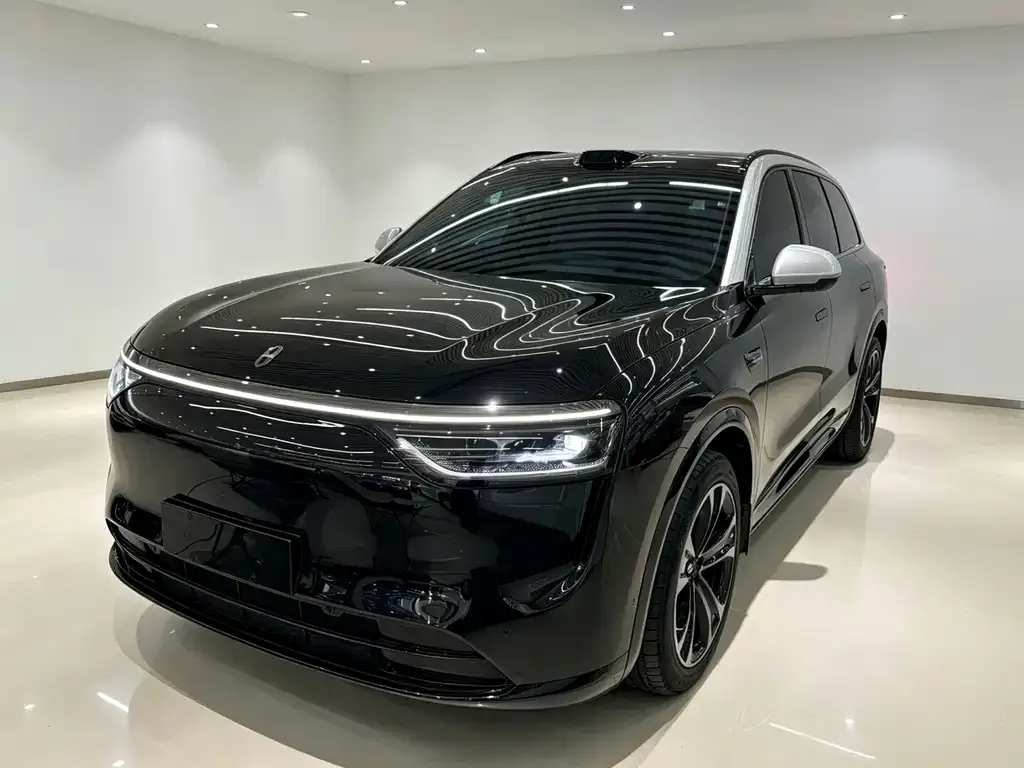 2025 Aito M8 EREV Ultra 53.4kWh 6-seat 192-line LiDAR