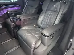 2024 Zeekr 009 6-Seat Executive 4WD 108kWh, чёрный — фото 17