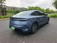2025 BYD Seal 510 Standard, синий — фото 9