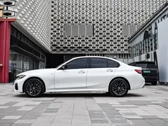 2022 BMW 3 Series 330i M Sport Night Package, белый — фото 2
