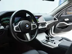 2022 BMW 3 Series 330i M Sport Night Package, белый — фото 8
