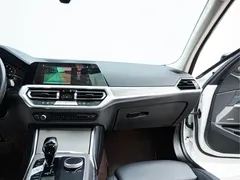2022 BMW 3 Series 330i M Sport Night Package, белый — фото 22