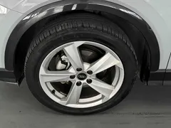 2022 Audi Q2L 35 TFSI Sport, белый — фото 11