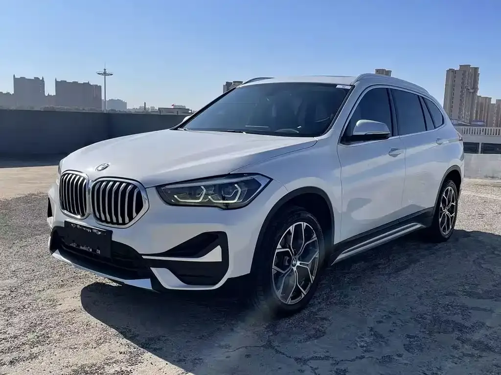 2022 BMW X1