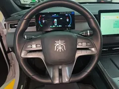 2025 BYD Qin PLUS DM-i PHEV Smart Driving 55km Leading, белый — фото 11
