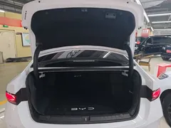 2025 BYD Qin PLUS DM-i PHEV Smart Driving 55km Leading, белый — фото 19