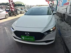 2021 Mazda 3 2.0L AT, белый — фото 3