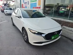 2021 Mazda 3 2.0L AT, белый — фото 4