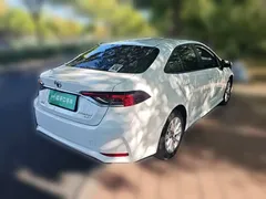 2021 Toyota Corolla 1.2T S-CVT Luxury, белый — фото 4