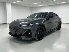 2022 Changan UNI-V 1.5T Premium — фото 1