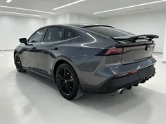 2022 Changan UNI-V 1.5T Premium — фото 5
