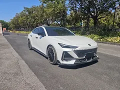 2022 Changan UNI-V 1.5T Sport, белый — фото 3