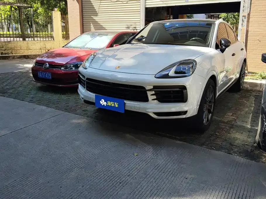 2022 Porsche Cayenne 3.0T Platinum