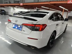 2022 Honda Civic 240TURBO CVT, белый — фото 13