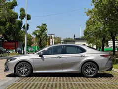2021 Toyota Camry Hybrid 2.5HG Luxury — фото 4