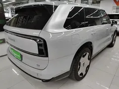 2025 Zeekr 9X Ultra 70kWh 6-seat — фото 7