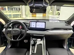 2023 Geely Preface 2.0TD, зелёный — фото 10