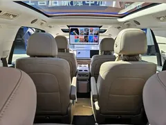 2025 Li Auto i8 Standard, белый — фото 13