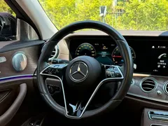 2022 Mercedes-Benz E-Class E 350 e L PHEV Sedan, чёрный — фото 6