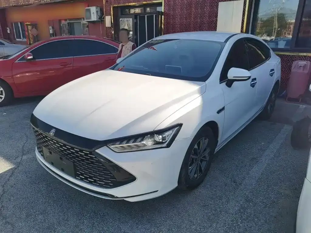 2024 BYD Qin PLUS Honor DM-i PHEV 55km Leading