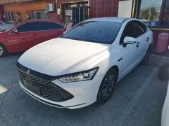 2024 BYD Qin PLUS Honor DM-i PHEV 55km Leading, белый — фото 2