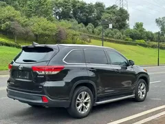 2021 Toyota Highlander 2.0T 4WD Elite 7-seat, чёрный — фото 9
